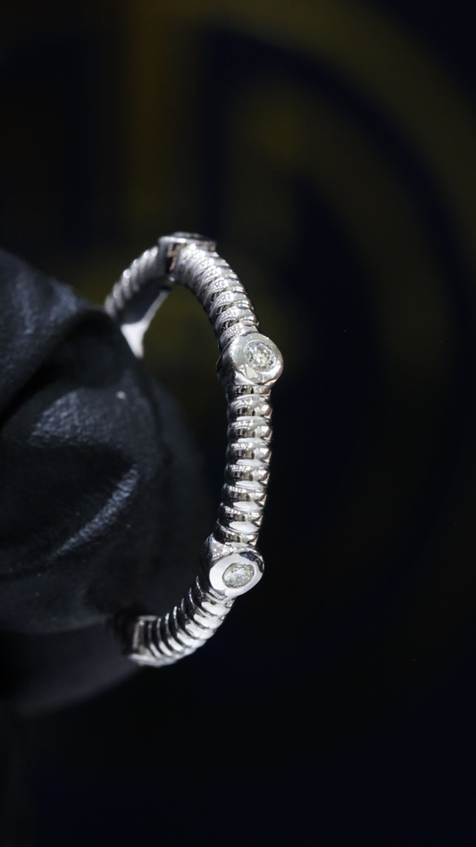 Bezel-Set Diamond Station Stackable Band in 14K White Gold | 0.10 CTW Textured Ring