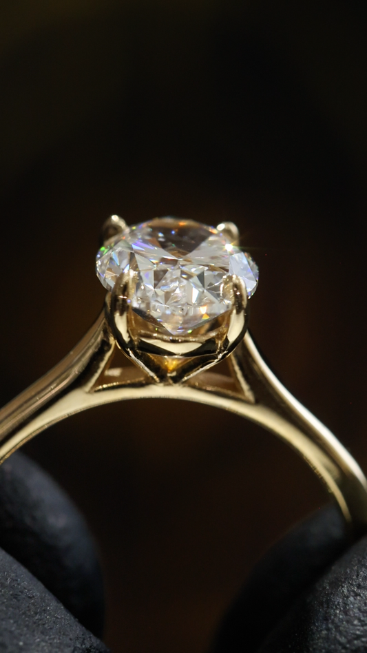 Oval-Cut Natural Diamond Solitaire Engagement Ring in Yellow Gold | Classic Four-Prong Setting