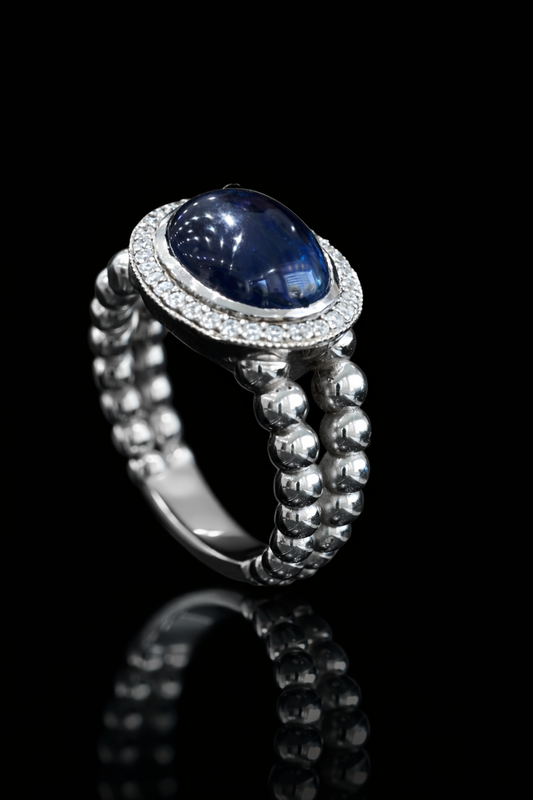 Natural Diamond-studded ring with a blue gemstone 2.3 Sapphire Houston Jeweler