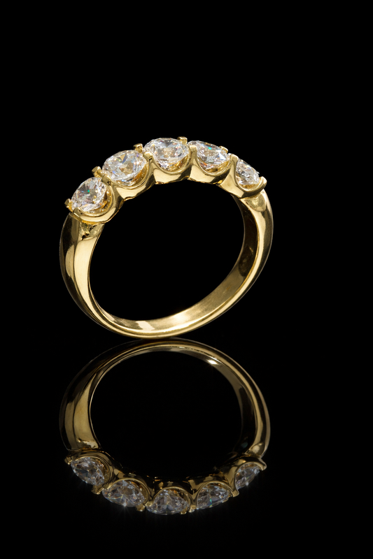 Round-Cut Lab-Grown Diamond Wedding Band in Yellow Gold | Prong-Set Design