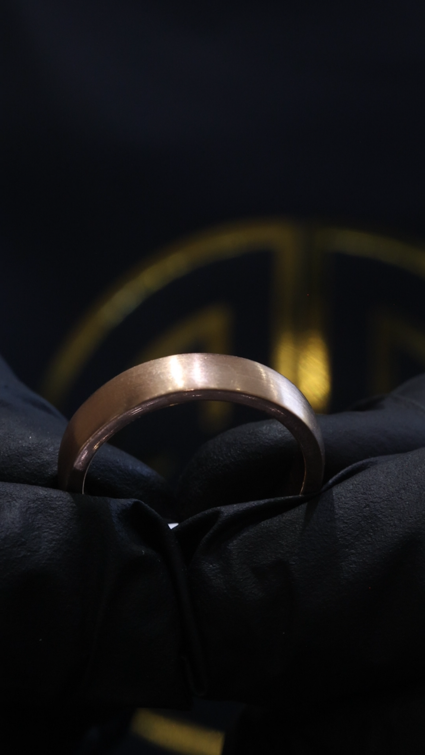 Men’s Classic Brushed Wedding Band in Rose Gold