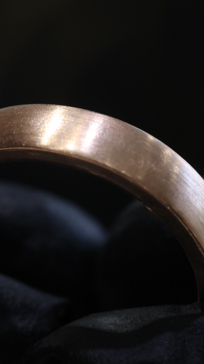 Men’s Classic Brushed Wedding Band in Rose Gold
